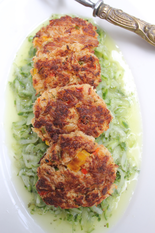 Crab Cakes with Cucumber Salad 2v